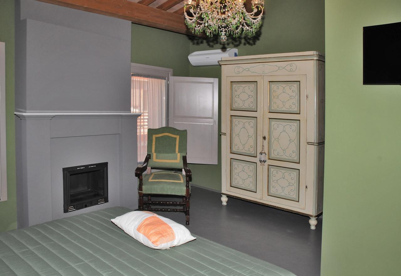 La Vecchia Soffitta Hotel Cotignola Esterno foto